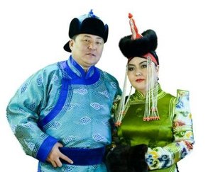 Д.Амаржаргалын “Есөн эрдэнийн орон” тоглолтонд зочлоорой